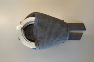 Pokrowiec na kajdank szczękowe Cordura CZARNA